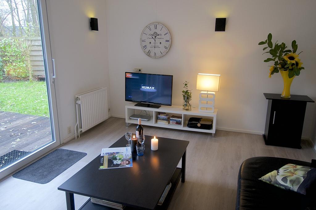 Holiday Home De Zuwe - Loosdrecht Kortenhoef Esterno foto